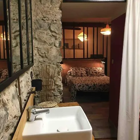 Jolie Maison Catalane Chaleureuse Et Confortable * Colera