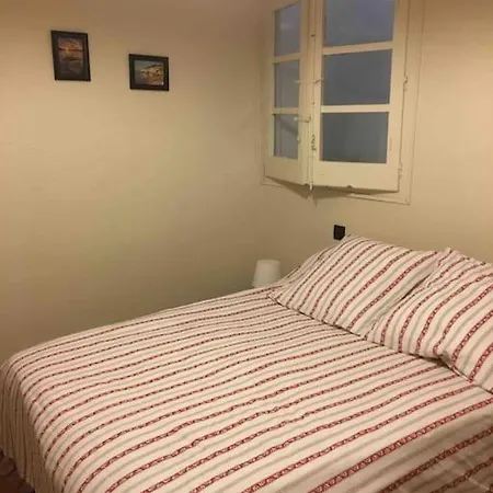 Jolie Maison Catalane Chaleureuse Et Confortable