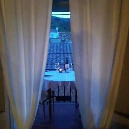 Jolie Maison Catalane Chaleureuse Et Confortable