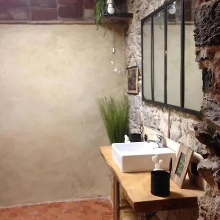 Jolie Maison Catalane Chaleureuse Et Confortable * Colera